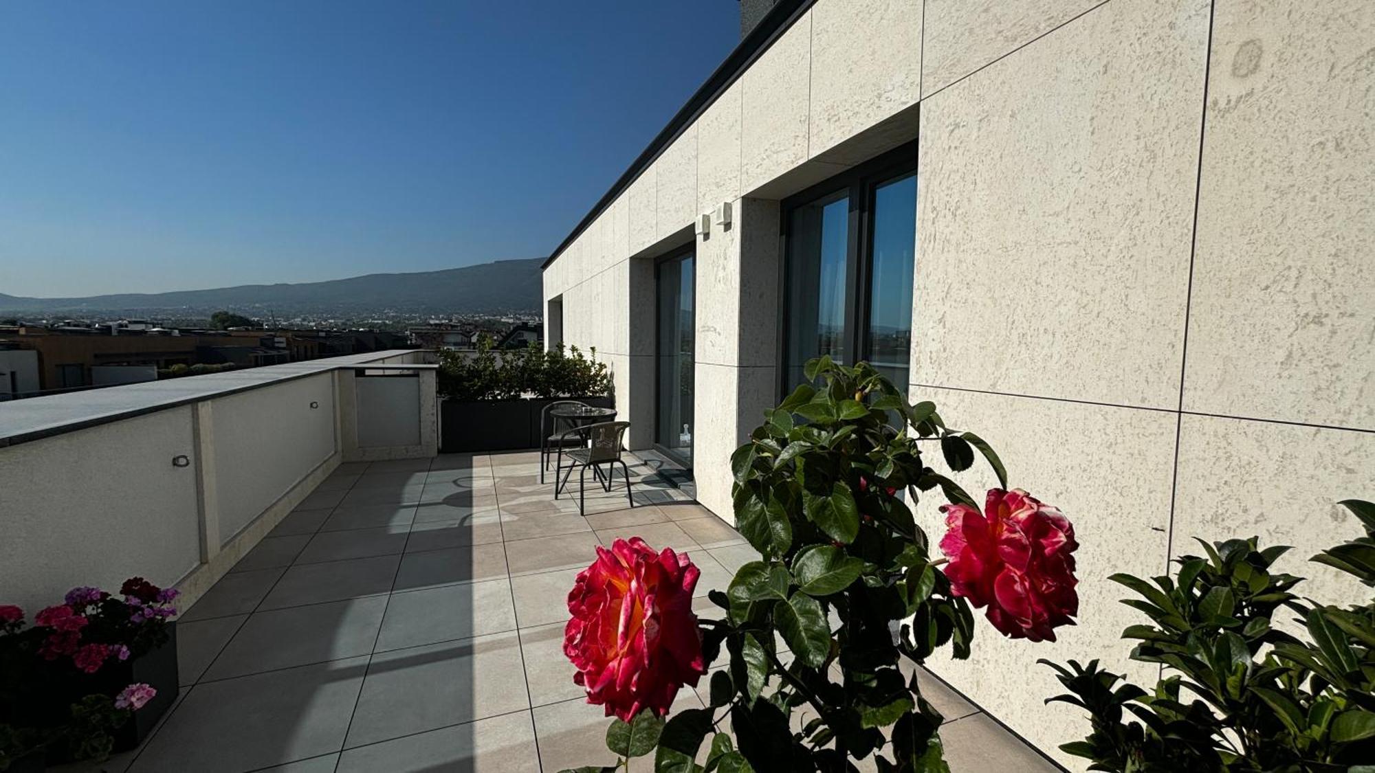 Blue Star Luxury Hotel Sófia Exterior foto